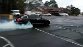 2011 Hyundai Genesis 4.6 V8 burnout