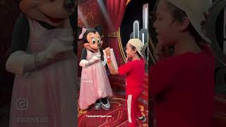 10yo Autistic Savant Draws - Minnie Mouse LIVE at DHS | Disney - 10M Views on IG