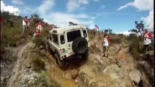 PRB 2014 - 07 - Defender 90 e Troller na pedreira