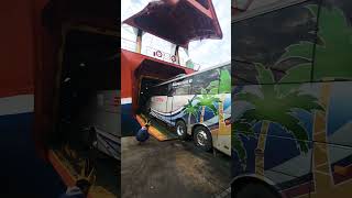 BUS TRONTON NAIK KAPAL #bus #truk #truck #YULIBUKI