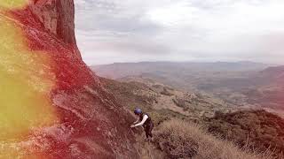 Subindo a Pedra do Baú