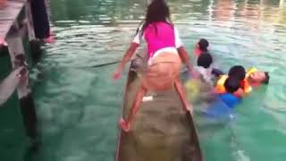 Little girl "Unsinks" the canoe