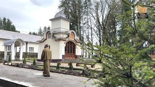 CAPELA VÂNĂTORILOR, ALTAR PESTE VEAC