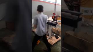 TEKUK PLAT MENGGUNAKAN MESIN BENDING MAGNETIC KAPASITAS 1,5MM X 1500MM