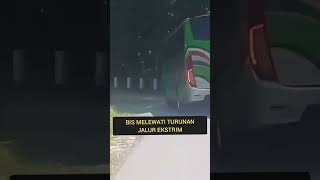 Extreme Bis Melewati Turunan Jalur Ekstrim #shorts