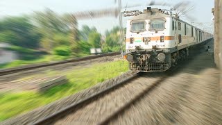 जबरदस्त Race Rajdhani express Vs jammu super fast express Biggest race 130 kmph  जबरदस्त टक्कर 2021