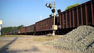 Illinois Central 9572 Leads L-54391-19 With a GTW GP9R!