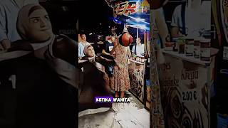 Wanita muslim main mesin tinju 😱#shortvideo #shorts