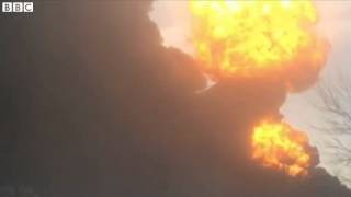 Explosions as North Dakota train carrying oil derails