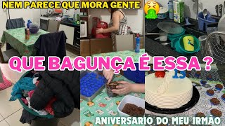 NEM PARECE QUE MORA GENTE NESSA CASA 🤮| FAXINA NA COZINHA | ANIVERSÁRIO DO MEU IRMÃO