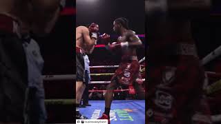 KeyshawnDavis GivesHisOpponent DaBusiness 🎯💥🥊 #12KA👀On #slc📺 #boxingnews #viral #trending #fyp