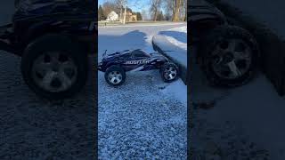 Rc car doing a burnout #shorts #traxxas #rccar