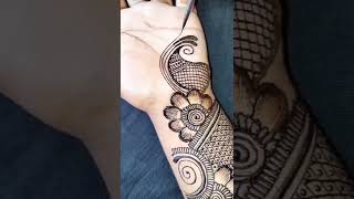 Amazing 🥰 Front Hand Arabic Mehndi Design #shorts #mehndi #mehndidesign