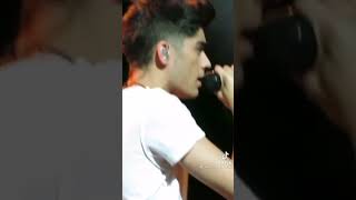 Zayn singing "I've got a feeling" live #1d #zayn #shorts