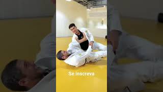 E essa posição de jiu-jitsu hein?? @naturaljiujitsu