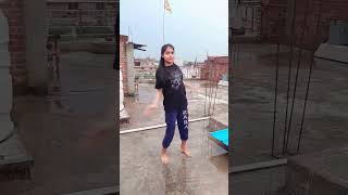 iski Bahan ke maje maje #trendingonshorts #youtubeshorts #dance