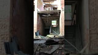 INSANE ABANDONED SCHOOL #shorts #abandoned #scary #urbex #school #creepy #urbanexploration #history