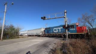 GTW 4914 leads CN L542 at Addison, IL.