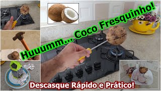 COMO DESCASCAR COCO SECO Usando o fogão? Jeito fácil e rápido de abrir e tirar a casca do coco.