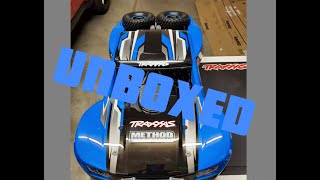 Traxxas UDR unboxing and size comparison!! BIG RC!!!!