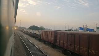 Sunday Train Journey || KCR Train arrived at Drigh Road Railway Station Karachi