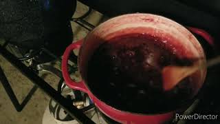 No pectin strawberry jam. Outdoor canning