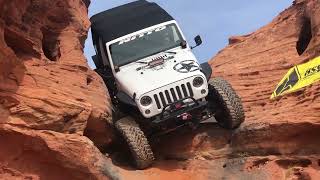 Bella Jeep Girl - Downhill Rock Crawl