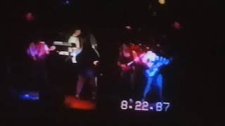 Roll With The Changes ( REO cover) ALIAS @ BRANDY'S 08/22/1987