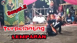 Terpelanting dari lemparan .. ||