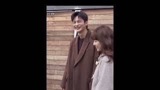 Park Bo Young held Seo In Guk’s hands P.1