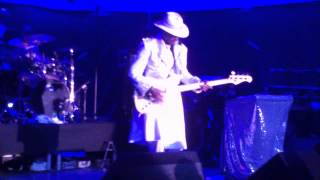 LARRY GRAHAM Live @ Madrid (Sala Shoko) Bass Solo