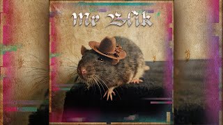 Mr Blik, the harmonica playing rat