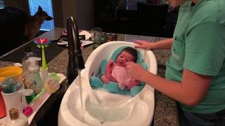 Paisley's One Month Update| Reflux| First bath