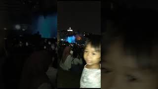 bocah lihat pertunjukan air mancur di Monas 🤗 3.6.23