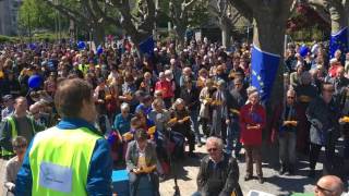 Pulse of Europe Konstanz singt "Konstanz am See"