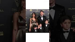 Messi with is family