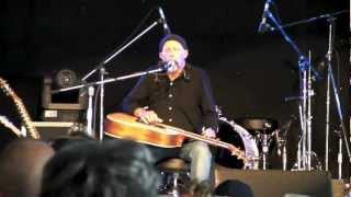 Harry Manx live at Bluesfest Byron Bay 2012 'Bring That Thing'