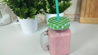 FRULLATO ALLA FRAGOLA | Ricetta - SugarDany89