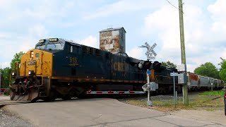 CSX Manifest Flies Through Fortville, IN - 7/12/24