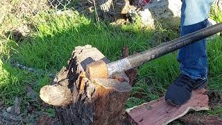 HOW TO CHOP WOOD THE EASY WAY. Minimal strength needed. It's sledge hammer time.