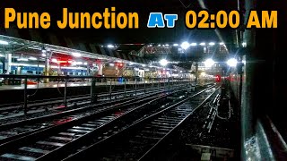 रात के 2 बजे पुणे जंकशन पे ट्रेन का आगमन | Alco coupling | Pune junction at Midnight | Mahalaxmi Exp