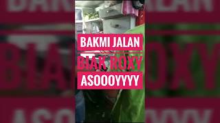 Bakmi paling rame di jalan biak roxy