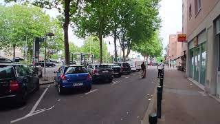 Départ d'un Man lions city A21 idfm à  Champs Elysées