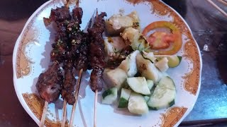 Mangan Gedeen Guys.. , Sate Madura