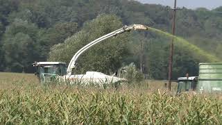 Mais 2023 LU  Hannes Hauptmann  Claas Jaguar 970 & Orbis 750 mit verschiedenen Abfahrern in Bezirk S