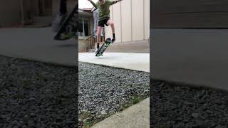 Steezy kickflip #skateboarding