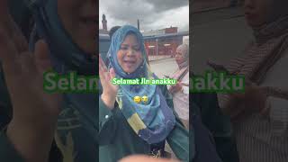 Tdk sempat m’lhat adiknya  Grade,mereka pulang dulu keSingapore,semuga didlm lindungan Allah S.W.T.