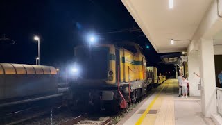 Treno Cantiere “Francesco Ventura” in transito al Binario 1 della stazione ferroviaria di Amantea!