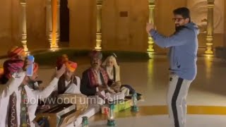 Arshad Warsi's dance to Rajasthani folk music in Jaisalmer