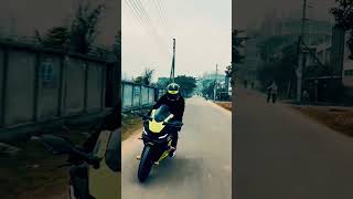 sabe ka sapna he alag ho ta ha koy yamaha r15 v3 pasand karta ha or ma v4 ko #trending #shorts